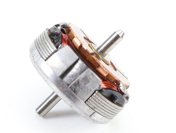 E1641 Fleischmann H0 504603 Ersatzteil 1x ANKER KPL.M.SCHWUNGMASSE