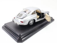 Bburago Modellauto PKW Porsche 356B Coupé 1961 silber OVP 1:24