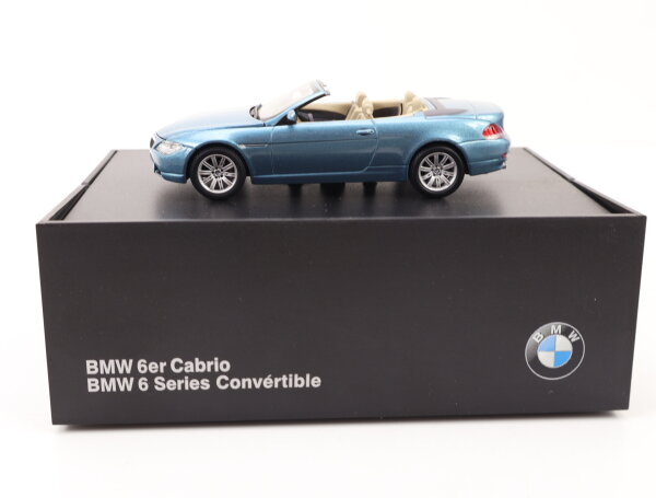 Kyosho Modellauto PKW BMW 6er Cabrio E63 Atlantikblau in Klappbox / 1:43