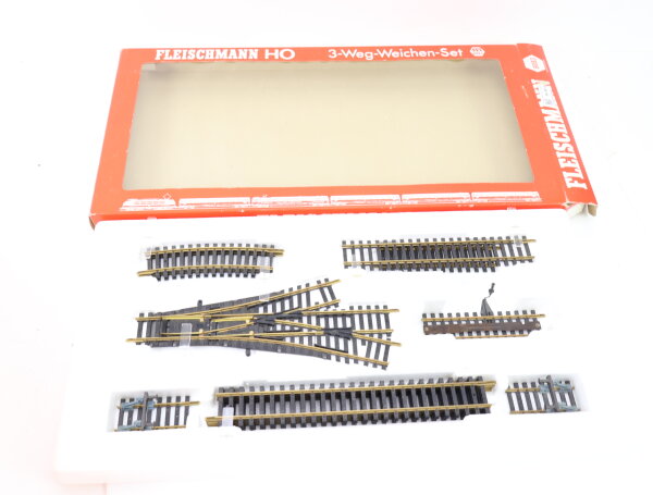 Fleischmann H0 6093 Gleismaterial 3-Weg-Weichen-Set 1:87 OVP