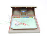 Faller H0 134005 Gebäude Kunsteisbahn mit bewegten...