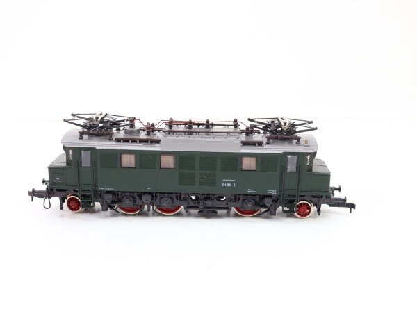 Roco H0 04144S Elektrolok E-Lok grün BR 104 020-3 DB / NEM, 79,99 €