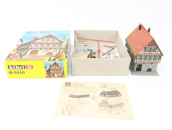Kibri H0 B-8410 Gebäude Fachwerk-Rentamt Fachwerkhaus 1:87 gebaut OVP