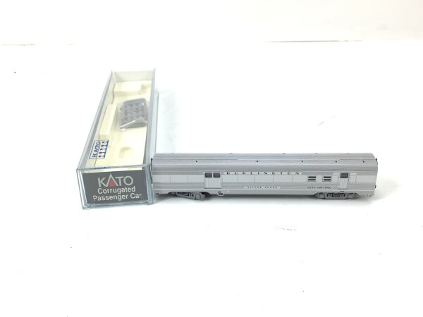 Kato N US Personenwagen Gepäckwagen Burlington Silver Sheen