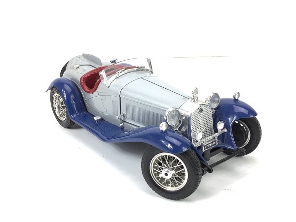 Bburago Modellauto PKW Alpha Romeo 2300 Spider blue/silver 1:18