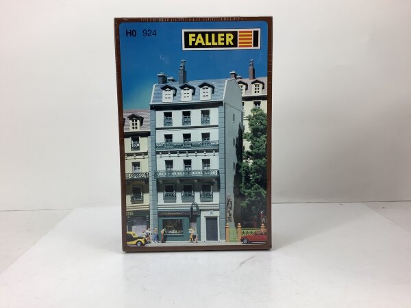 Faller H0 924 Gebäude Bausatz Stadthaus Wohnhaus mit Geschäftszeile