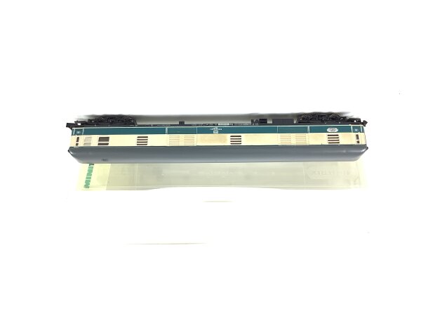 Minitrix N 13355 Personenwagen Gepäckwagen 40 117-4 DB