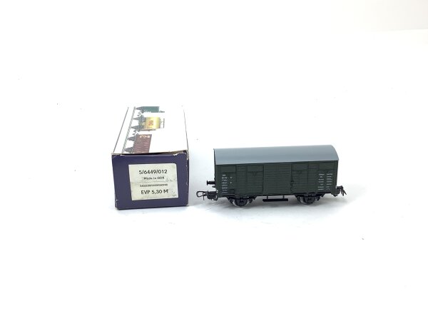Piko H0 5/6449/012 gedeckter Güterwagen 81-32-17 grün DR