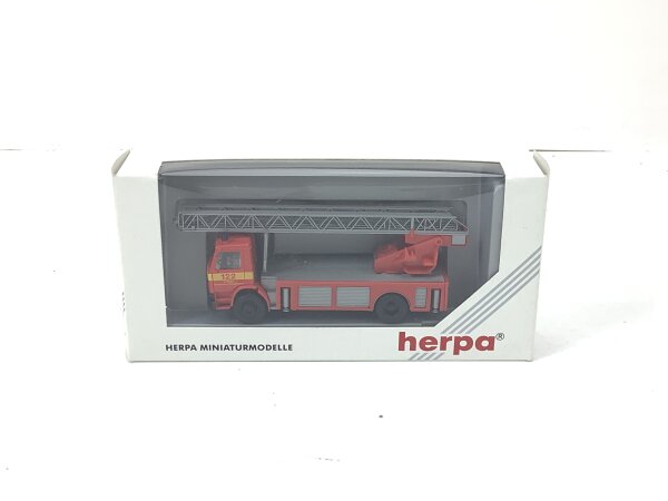 Herpa H0 041942 Modellauto LKW Scania Leiterwagen Feuerwehr 1:87 OVP