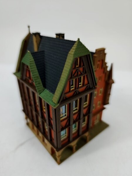 Vollmer N 19468 Gebäude Altstadthaus Fachwerkhaus mit Ladenzeile