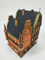 Vollmer N 19468 Gebäude Altstadthaus Fachwerkhaus mit Ladenzeile