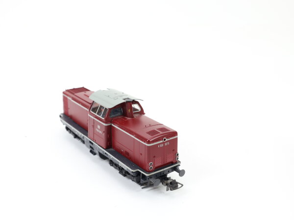 Roco H0 43644 Diesellok purpurrot BR V100 1075 DB / NEM