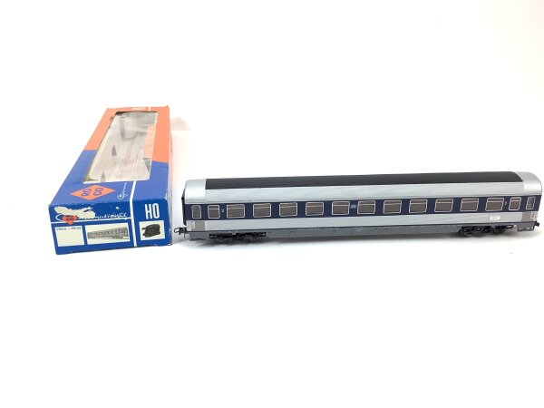 Roco H0 4274 Personenwagen Abteilwagen 2.Klasse 21-70 001-9 DB / NEM