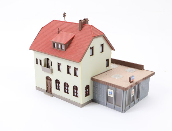 Kibri N Gebäude Stadthaus mit Volksbank