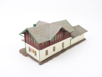 Pola N Gebäude Bahnhof mit Güterabfertigung...