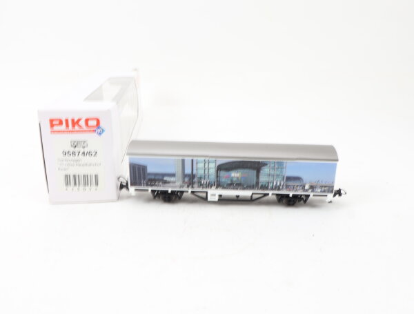 Piko H0 95874/62 gedeckter Güterwagen SoMo "10 Jahre Hauptbahnhof Berlin" / NEM