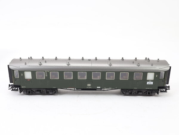 Märklin H0 41352 Personenwagen Schnellzugwagen 2. Klasse 19 471 DB / NEM