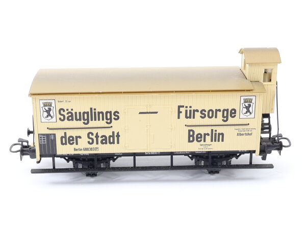 Märklin H0 gedeckter Güterwagen "Säuglings-Fürsorge der Stadt Berlin"