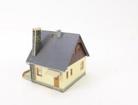 Vero H0 0703 Gebäude Einfamilienhaus mit Terasse gebaut