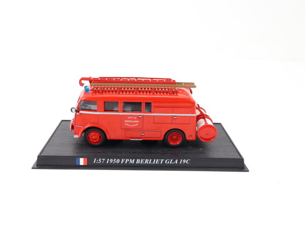 Del Prado Modellauto Einsatzfahrzeug Feuerwehr 1950 FPM BERLIET GLA 19C / 1:57