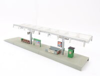 Kibri  H0 Gebäude überdachter Bahnsteig Neu-Ulm mit Bänken Tafel Abgang  /gebaut