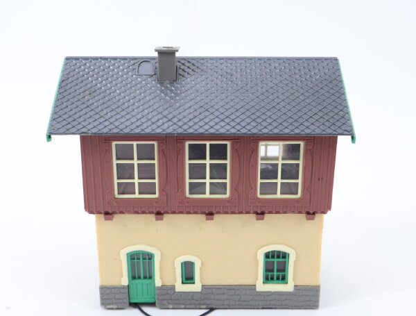 Spur H0 Gebäude Stellwerk Bahnbetriebswerk / Licht