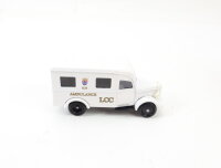 Lledo Modellauto Promotionfahrzeug PKW Krankenwagen...