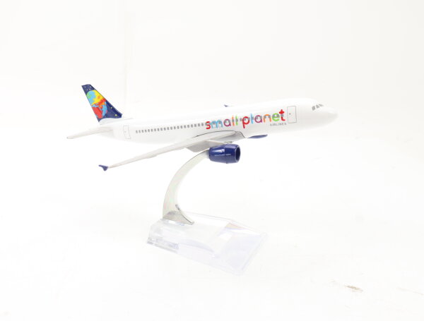 Modellflugzeug "Small Planet Airline" Airbus A320 / 1:400