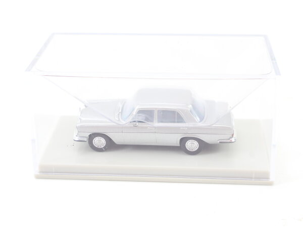 Brekina H0 13104 Modellauto PKW Mercedes-Benz 280 SE 3,5 (W108) silber / 1:87