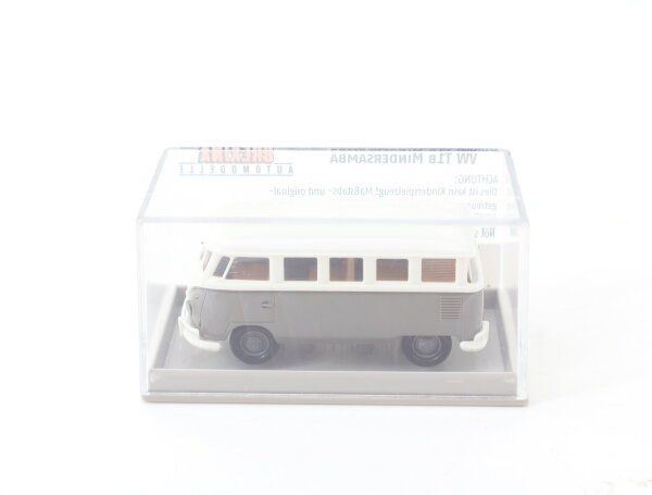 Brekina H0 31834 Modellauto VW T1b Bulli Mindersamba weiss-grau / 1:87 OVP