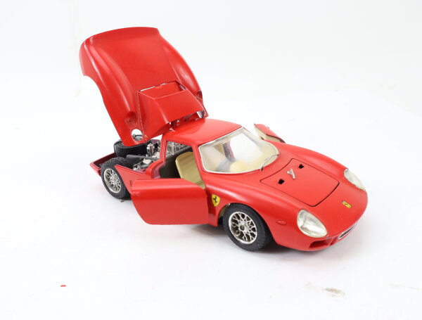 Bburago Modellauto PKW Rennwagen Ferrari 250 Le Mans (1965) 1:24