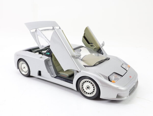 Bburago Modellauto PKW Rennwagen Bugatti 11 CEB 1991 silber 1:18