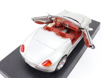 Maisto Modellauto PKW Porsche Boxster Cabrio silber 1:18