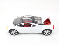 Revell Modellauto PKW Audi Avus weiss / 1:18