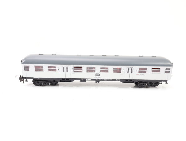 Trix Express H0 Personenwagen Silberling  2.Klasse 22-13 047-2 DB