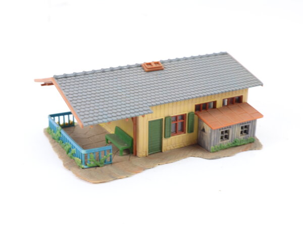 Faller H0 110092 Gebäude Kleinbahnhof-Umbau als Wochenendhaus Datscha gebaut