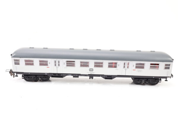 Trix Express H0 Personenwagen Silberling  2.Klasse 22-13 047-2 DB / Licht