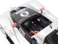 Maisto Modellauto Rennwagen Audi R8R Le Mans-Sieger (1999) silber-schwarz/ 1:18