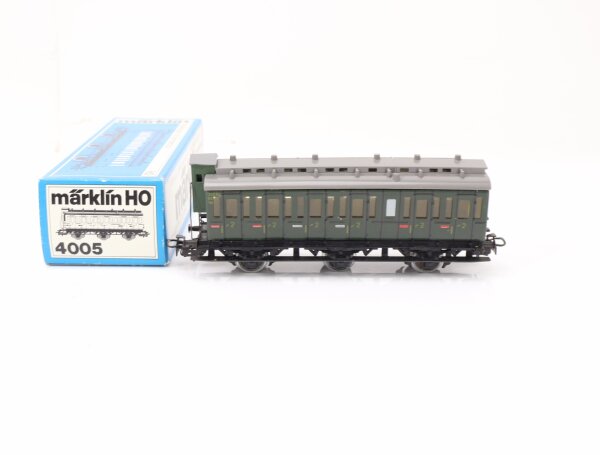 Märklin H0 4005 330/2 Personenwagen mit Bremserhaus 2. Klasse 330 Stg B3i grün