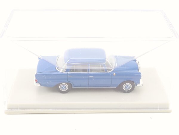 Brekina H0 13352 Modellauto PKW MB 190c W 110 Capriblau im Display 1:87