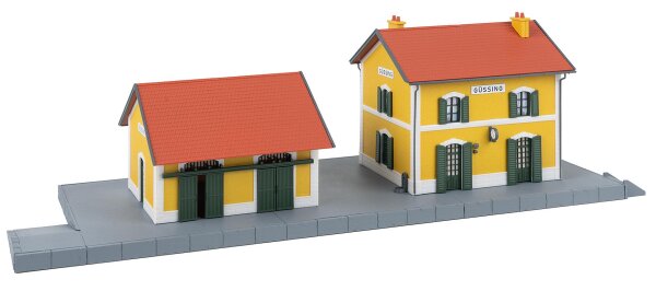 Faller H0 110154 Gebäude-Bausatz Bahnhof Güssing mit Lagerhalle 1:87