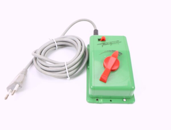 Fleischmann Type 710 Trafo Transformator für Modelleisenbahnen 220 V / 3,5 VA