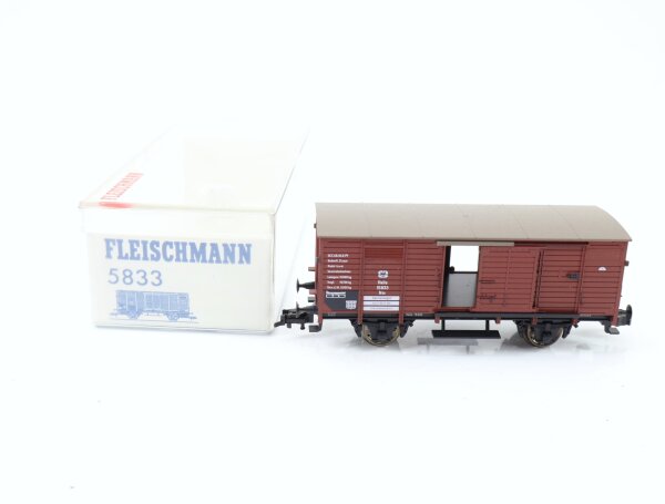 Fleischmann H0 5833 gedeckter Güterwagen Halle 15833 K.P.E.V. / OVP