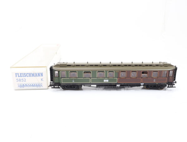 Fleischmann H0 5852 K Personenwagen 1./3.Kl. 02728 K.P.E.V. / NEM