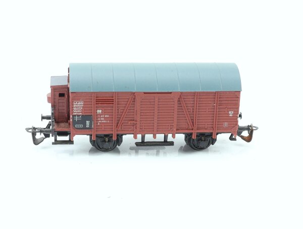 BTTB TT gedeckter Güterwagen mit Bremserhaus116 3025-2 DR