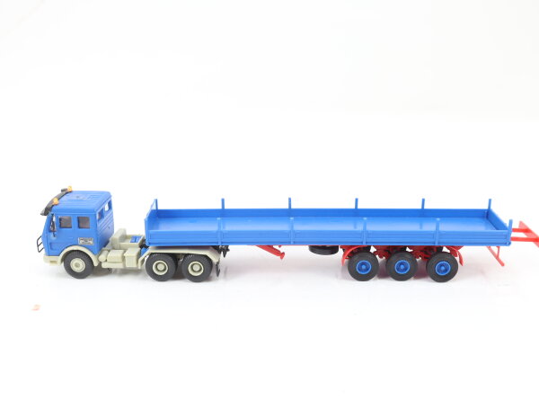 Kibri H0 Modellauto aus Bausatz LKW MB Sattelzug Pritsche 1:87