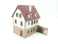 Faller H0 B-258 Gebäude Feinkost Geschäft mit Mehrfamilienhaus Wohnhaus / gebaut
