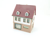 Faller H0 B-258 Gebäude Feinkost Geschäft mit Mehrfamilienhaus Wohnhaus / gebaut