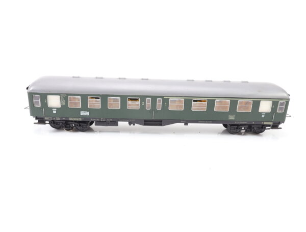 Trix Express H0 3382 Personenwagen Mitteleinstieg 1./2. Klasse 30002 DB/Licht AC