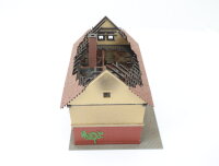 Pola H0 310137 Gebäude Gasthaus zur Sonne als Brandruine